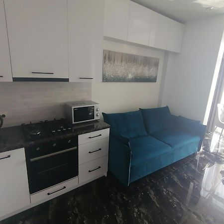 Ferienwohnung Новобудова Сам Центр Вул Шевченка 60 Оперний 10Хв Lemberg Exterior foto
